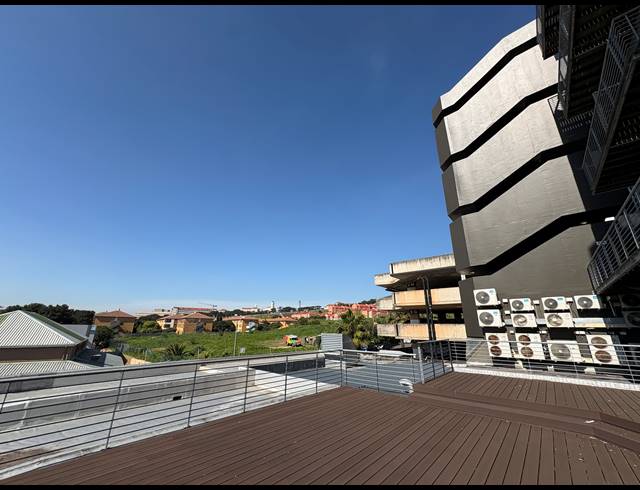 1,163M² OFFICE TO LET IN WOODSTOCK